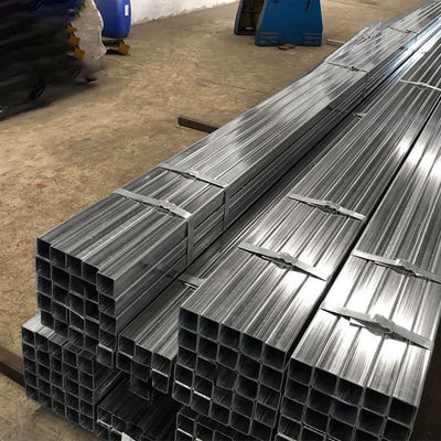 Forma quadrata Acciaio al carbonio 4x4 pollici Galvanizzato 12x12 100x100 tubo MS tubo di acciaio quadrato Lunghezza del tubo 6.4M