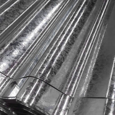 4x8ft laminato a freddo corrugato preverniciato lamiere di tetto in acciaio galvanizzato spessore 0,8 mm-3 mm