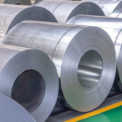 Coil di lamiere senza cuciture in acciaio al carbonio medio, larghezza 50-1550 mm e tolleranza ± 1%